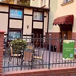 Komfortable Ferienwohnung 2x Schlafzimmer, Sauna zubuchbar, Parkplatz&Top Lage in Bad Muskau * Bad Muskau
