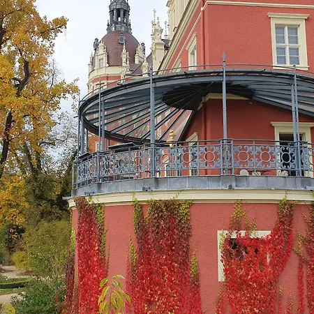Ruhige Winterwohnung ,Sauna Im Haus, Parkplatz Hunde Willkommen, Nahe Schloss, Waldeisenbahn, Hermansbad, Unesco Geopark, Nahe Polnischer Markt, Top Lage Fuer Ausflugsziele Zum Wandern Oder Radfahren Daire *