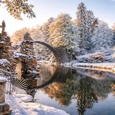 Moderne Ferienwohnung,sauna Im Haus, Parkplatz Hunde Willkommen, Nahe Schloss, Waldeisenbahn, Hermansbad, Unesco Geopark, Nahe Polnischer Markt, Lage Fuer Ausflugsziele Zum Wandern Oder Radfahren Apartmán *