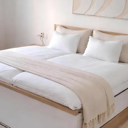 Komfortable Ferienwohnung 2x Schlafzimmer, Sauna zubuchbar, Parkplatz&Top Lage in Bad Muskau *