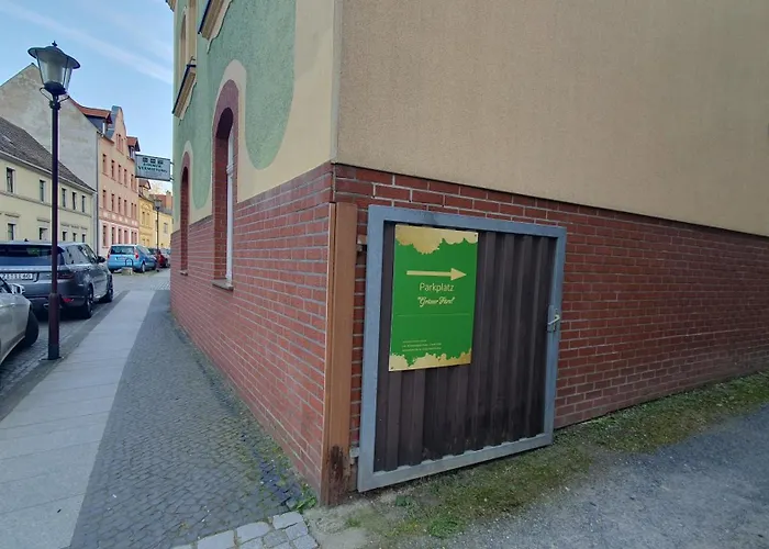 Moderne Ferienwohnung,sauna Im Haus, Parkplatz Hunde Willkommen, Nahe Schloss, Waldeisenbahn, Hermansbad, Unesco Geopark, Nahe Polnischer Markt, Lage Fuer Ausflugsziele Zum Wandern Oder Radfahren Apartman Bad Muskau