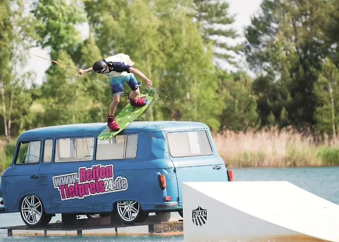 Moderne Ferienwohnung,sauna Im Haus, Parkplatz Hunde Willkommen, Nahe Schloss, Waldeisenbahn, Hermansbad, Unesco Geopark, Nahe Polnischer Markt, Lage Fuer Ausflugsziele Zum Wandern Oder Radfahren